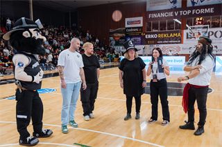 7. kolo TIPOS SBL: BC Prievidza - MBK Handlová 79:61 (Vladimír Králik)	