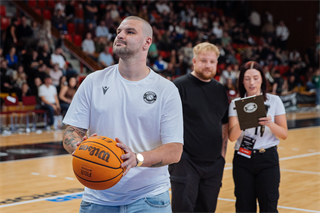 7. kolo TIPOS SBL: BC Prievidza - MBK Handlová 79:61 (Vladimír Králik)	