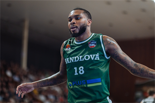 7. kolo TIPOS SBL: BC Prievidza - MBK Handlová 79:61 (Vladimír Králik)	