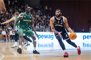 7. kolo TIPOS SBL: BC Prievidza - MBK Handlová 79:61 (Vladimír Králik)	