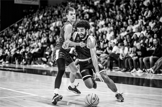 7. kolo TIPOS SBL: BC Prievidza - MBK Handlová 79:61 (Vladimír Králik)	