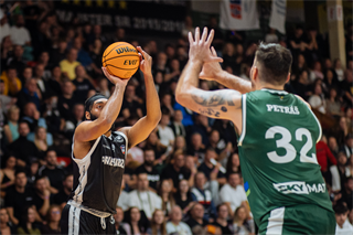 7. kolo TIPOS SBL: BC Prievidza - MBK Handlová 79:61 (Vladimír Králik)	