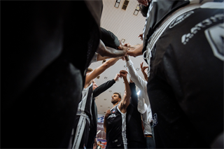 7. kolo TIPOS SBL: BC Prievidza - MBK Handlová 79:61 (Vladimír Králik)	