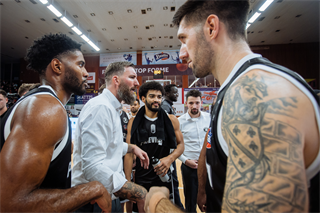 7. kolo TIPOS SBL: BC Prievidza - MBK Handlová 79:61 (Vladimír Králik)	
