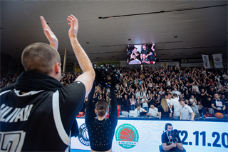 7. kolo TIPOS SBL: BC Prievidza - MBK Handlová 79:61 (Vladimír Králik)	