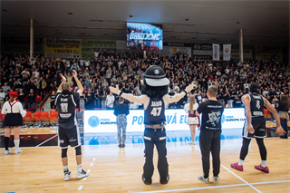 7. kolo TIPOS SBL: BC Prievidza - MBK Handlová 79:61 (Vladimír Králik)	