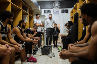 7. kolo TIPOS SBL: BC Prievidza - MBK Handlová 79:61 (Vladimír Králik)	