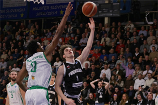 Európsky pohár FIBA: BC Prievidza : Pelister Bitola 97:82 (Ladislav Szibilla)	