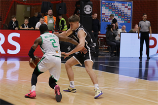 Európsky pohár FIBA: BC Prievidza : Pelister Bitola 97:82 (Ladislav Szibilla)	