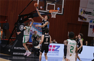 Európsky pohár FIBA: BC Prievidza : Pelister Bitola 97:82 (Ladislav Szibilla)	