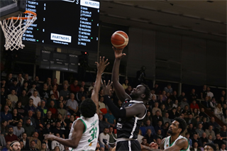 Európsky pohár FIBA: BC Prievidza : Pelister Bitola 97:82 (Ladislav Szibilla)	