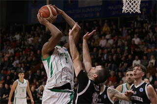 Európsky pohár FIBA: BC Prievidza : Pelister Bitola 97:82 (Ladislav Szibilla)	