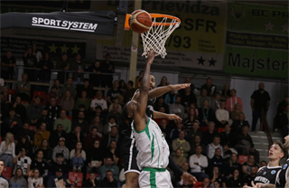 Európsky pohár FIBA: BC Prievidza : Pelister Bitola 97:82 (Ladislav Szibilla)	