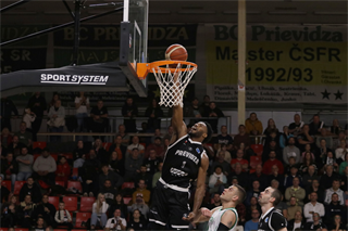 Európsky pohár FIBA: BC Prievidza : Pelister Bitola 97:82 (Ladislav Szibilla)	