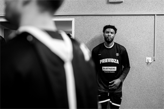 Európsky pohár FIBA: BC Prievidza - Pelister Bitola 97:82 (Vladimír Králik)	