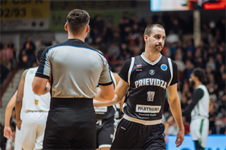 Európsky pohár FIBA: BC Prievidza - Pelister Bitola 97:82 (Vladimír Králik)	