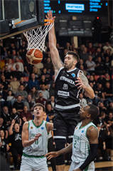 Európsky pohár FIBA: BC Prievidza - Pelister Bitola 97:82 (Vladimír Králik)	