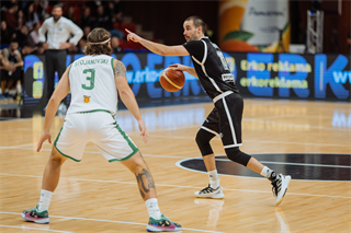 Európsky pohár FIBA: BC Prievidza - Pelister Bitola 97:82 (Vladimír Králik)	