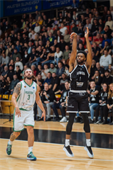 Európsky pohár FIBA: BC Prievidza - Pelister Bitola 97:82 (Vladimír Králik)	