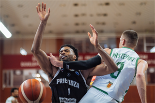 Európsky pohár FIBA: BC Prievidza - Pelister Bitola 97:82 (Vladimír Králik)	