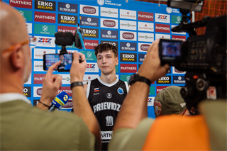 Európsky pohár FIBA: BC Prievidza - Pelister Bitola 97:82 (Vladimír Králik)	