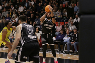 9. kolo TIPOS SBL: BC Prievidza : Patrioti Levice 86:92 (Ladislav Szibilla)	