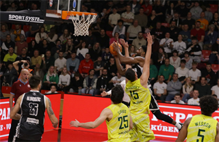 9. kolo TIPOS SBL: BC Prievidza : Patrioti Levice 86:92 (Ladislav Szibilla)	