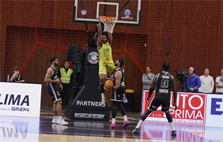9. kolo TIPOS SBL: BC Prievidza : Patrioti Levice 86:92 (Ladislav Szibilla)	