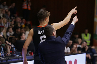 Európsky pohár FIBA: BC Prievidza : Cedevita Záhreb 83:64 (Ladislav Szibilla)	