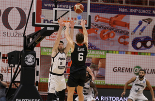 Európsky pohár FIBA: BC Prievidza : Cedevita Záhreb 83:64 (Ladislav Szibilla)	