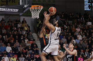 Európsky pohár FIBA: BC Prievidza : Cedevita Záhreb 83:64 (Ladislav Szibilla)	