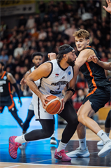 Európsky pohár FIBA: BC Prievidza - Cedevita Záhreb 83:64 (Vladimír Králik)	