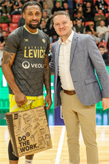 9. kolo TIPOS SBL: BC Prievidza - Patrioti Levice 86:92 (Michal Huba)	
