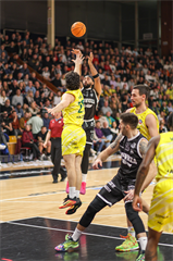 9. kolo TIPOS SBL: BC Prievidza - Patrioti Levice 86:92 (Michal Huba)	