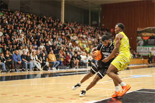 9. kolo TIPOS SBL: BC Prievidza - Patrioti Levice 86:92 (Michal Huba)	