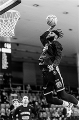 Dohrávka 1. kola TIPOS SBL: BC Prievidza - BC Komárno 69:68 (Vladimír Králik)