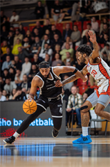 Dohrávka 1. kola TIPOS SBL: BC Prievidza - BC Komárno 69:68 (Vladimír Králik)