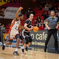 Dohrávka 1. kola TIPOS SBL: BC Prievidza - BC Komárno 69:68 (Vladimír Králik)