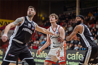 Dohrávka 1. kola TIPOS SBL: BC Prievidza - BC Komárno 69:68 (Vladimír Králik)