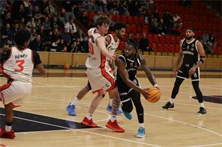 Dohrávka 1. kola TIPOS SBL: BC Prievidza : BC Komárno 69:68 (Ladislav Szibilla)	