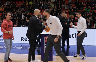 Dohrávka 1. kola TIPOS SBL: BC Prievidza : BC Komárno 69:68 (Ladislav Szibilla)	