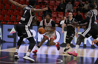 Dohrávka 1. kola TIPOS SBL: BC Prievidza : BC Komárno 69:68 (Ladislav Szibilla)	
