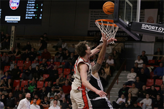 Dohrávka 1. kola TIPOS SBL: BC Prievidza : BC Komárno 69:68 (Ladislav Szibilla)	