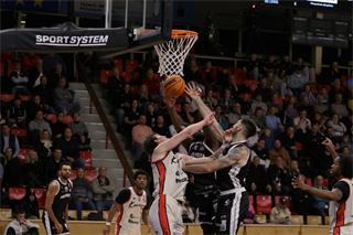 Dohrávka 1. kola TIPOS SBL: BC Prievidza : BC Komárno 69:68 (Ladislav Szibilla)	