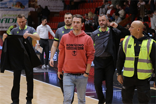 Dohrávka 1. kola TIPOS SBL: BC Prievidza : BC Komárno 69:68 (Ladislav Szibilla)	