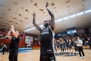 Predohrávka 13. kola TIPOS SBL: BC Prievidza - Spišskí Rytieri 104:99 (Vladimír Králik)