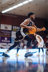 Predohrávka 13. kola TIPOS SBL: BC Prievidza - Spišskí Rytieri 104:99 (Vladimír Králik)