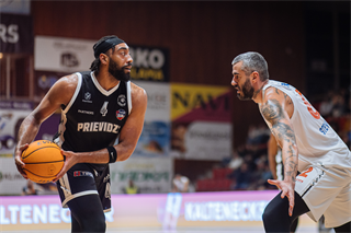 Predohrávka 13. kola TIPOS SBL: BC Prievidza - Spišskí Rytieri 104:99 (Vladimír Králik)