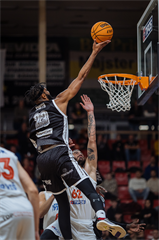 Predohrávka 13. kola TIPOS SBL: BC Prievidza - Spišskí Rytieri 104:99 (Vladimír Králik)