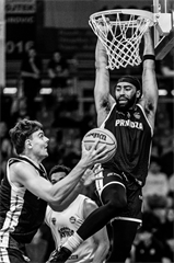 Predohrávka 13. kola TIPOS SBL: BC Prievidza - Spišskí Rytieri 104:99 (Vladimír Králik)